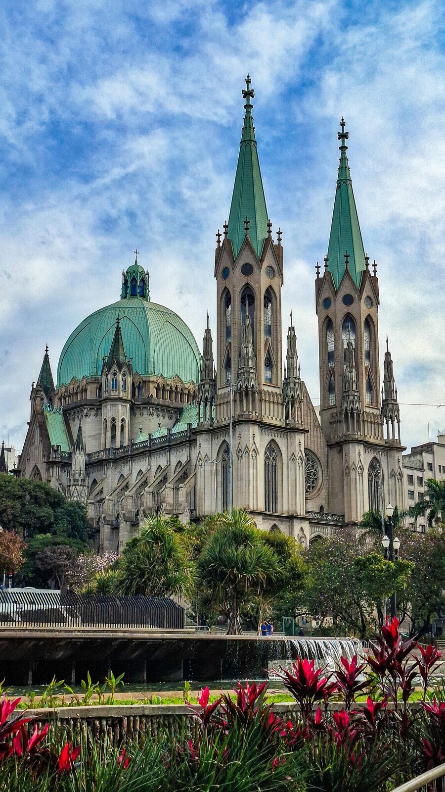 The Catedral da Sé and the historic centre of São Paulo