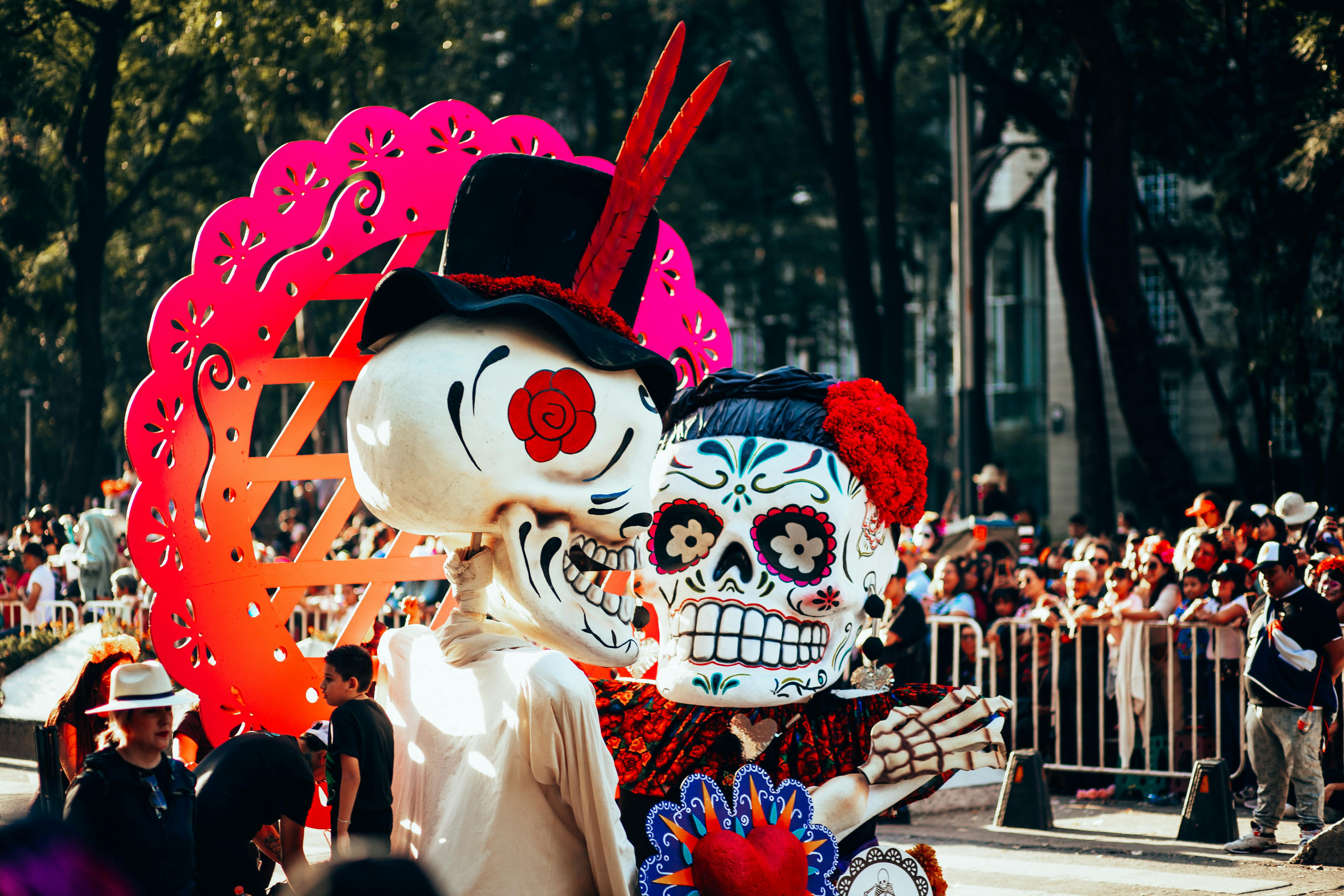International Día de Muertos Parade in CDMX with giant skeletons