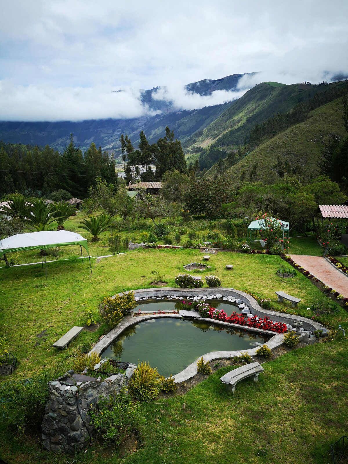Termas de altura entre el páramo de la sierra ecuatoriana