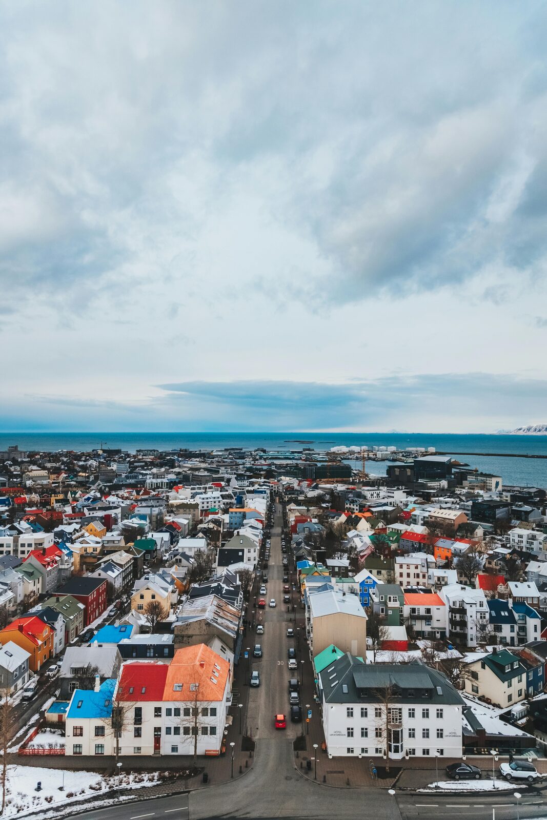Vista aérea de Reikiavik con sus casas de chapa de colores