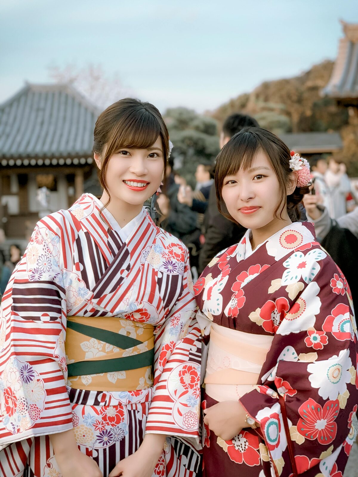 Two women in traditional Japanese kimono